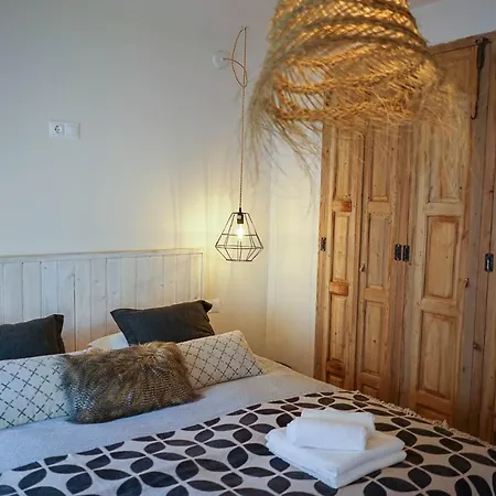 Aparthotel Center With Pool Ronda